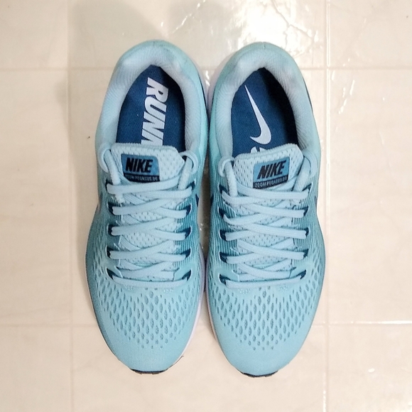 Nike Women's Air Zoom Pegasus 34 Running Shoes - Picture 4 of 9